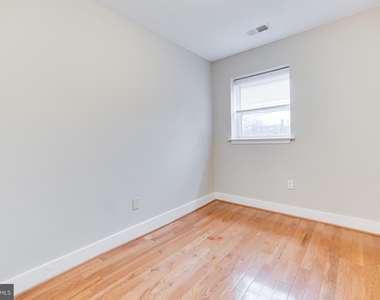 61 Forrester Street Sw - Photo Thumbnail 9