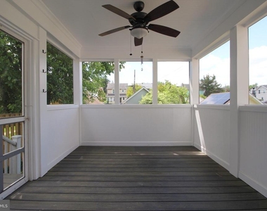 2417 Otis Street Ne - Photo Thumbnail 15