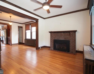 2417 Otis Street Ne - Photo Thumbnail 2