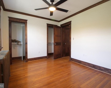 2417 Otis Street Ne - Photo Thumbnail 11