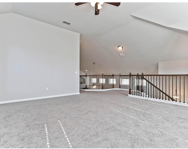 9802 Tanglemede St - Photo Thumbnail 23
