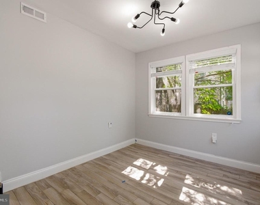 1527 Morris Road Se - Photo Thumbnail 12