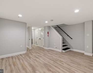 1527 Morris Road Se - Photo Thumbnail 4