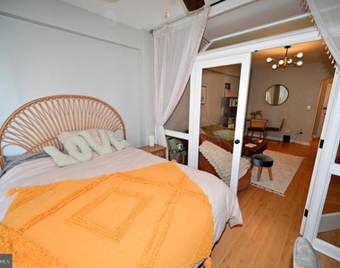 1 Scott Circle Nw - Photo Thumbnail 9