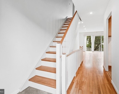 206 G Street Sw - Photo Thumbnail 22