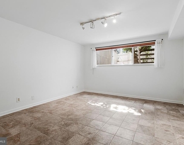 206 G Street Sw - Photo Thumbnail 38