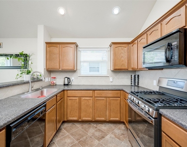 2408 Elara Dr - Photo Thumbnail 4
