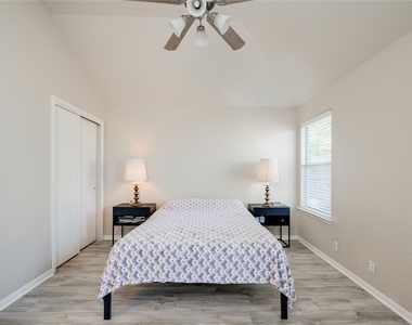 2408 Elara Dr - Photo Thumbnail 6
