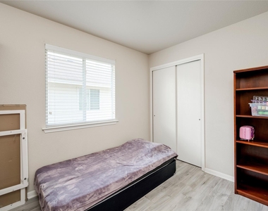2408 Elara Dr - Photo Thumbnail 8