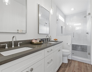 5909 Nancy Dr - Photo Thumbnail 9