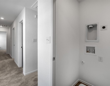 61 Trinity Cir - Photo Thumbnail 11