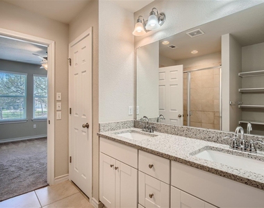 1604 Los Olivios Way - Photo Thumbnail 15