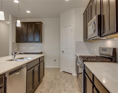 6621 Hartlage St - Photo Thumbnail 13