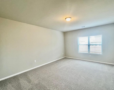 6708 Covina Ln - Photo Thumbnail 6