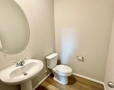 6708 Covina Ln - Photo Thumbnail 18