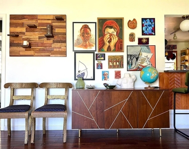 2203 N Plains Ave - Photo Thumbnail 3