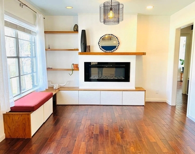 2203 N Plains Ave - Photo Thumbnail 2