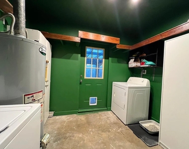 2203 N Plains Ave - Photo Thumbnail 13