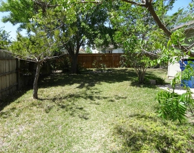 21000 Godolophin Ct - Photo Thumbnail 8