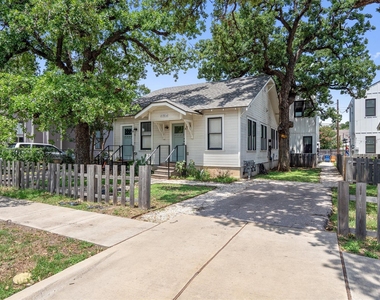 4004 Avenue C Ave - Photo Thumbnail 1