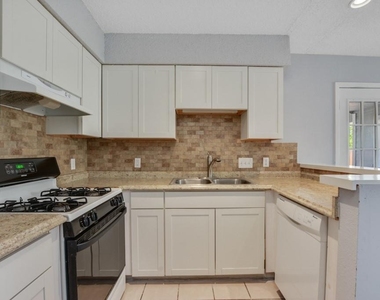 6020 Westcreek Dr - Photo Thumbnail 8