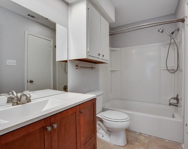 6020 Westcreek Dr - Photo Thumbnail 11