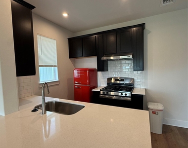6414 Cowman Way - Photo Thumbnail 24