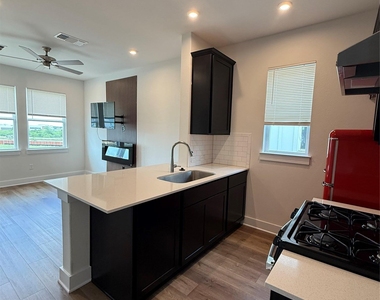 6414 Cowman Way - Photo Thumbnail 22