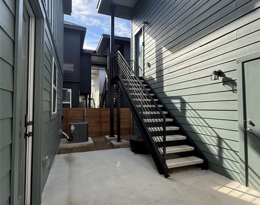 6414 Cowman Way - Photo Thumbnail 29