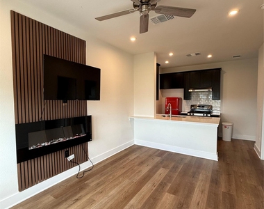 6414 Cowman Way - Photo Thumbnail 23