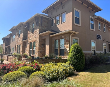 13800 Lyndhurst St - Photo Thumbnail 1
