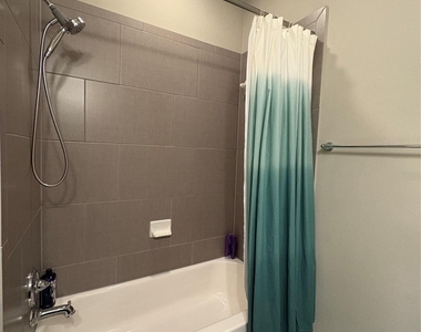 13800 Lyndhurst St - Photo Thumbnail 21
