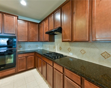 100 Lake Mineral Wells Dr - Photo Thumbnail 7