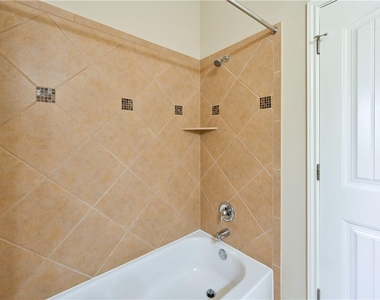 100 Lake Mineral Wells Dr - Photo Thumbnail 19