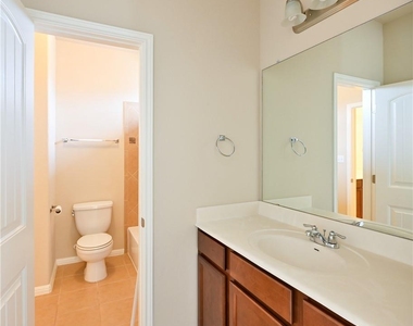 100 Lake Mineral Wells Dr - Photo Thumbnail 14