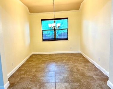 3104 Herrero Path - Photo Thumbnail 5