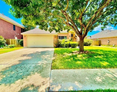 902 Cashew Ln - Photo Thumbnail 20