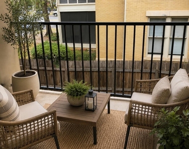 2110 Rio Grande St - Photo Thumbnail 14