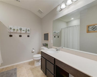205 Tordesillas Dr - Photo Thumbnail 11