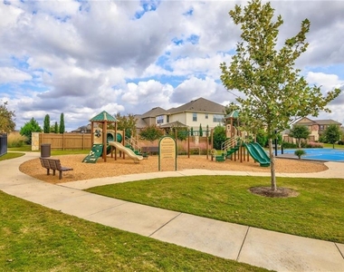 205 Tordesillas Dr - Photo Thumbnail 25