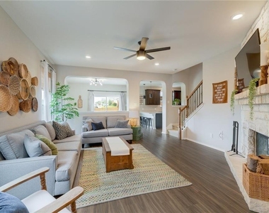 205 Tordesillas Dr - Photo Thumbnail 2