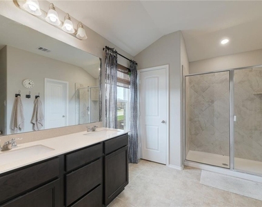 205 Tordesillas Dr - Photo Thumbnail 10