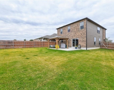 205 Tordesillas Dr - Photo Thumbnail 23