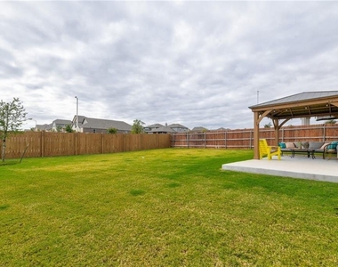 205 Tordesillas Dr - Photo Thumbnail 24