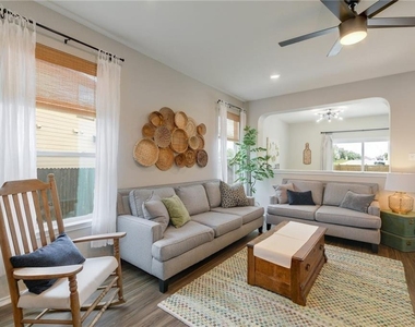 205 Tordesillas Dr - Photo Thumbnail 9