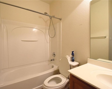 3709 Tall Cedars Rd - Photo Thumbnail 16