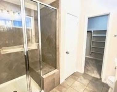 609 Tumlinson Fort Way - Photo Thumbnail 23