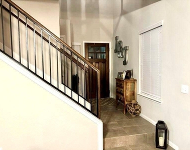 609 Tumlinson Fort Way - Photo Thumbnail 9