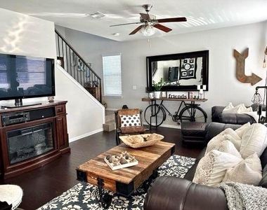 609 Tumlinson Fort Way - Photo Thumbnail 10