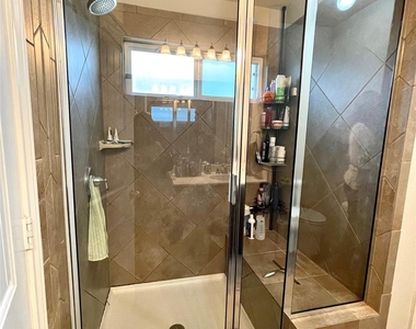 609 Tumlinson Fort Way - Photo Thumbnail 22